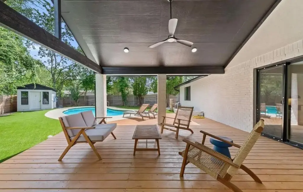 6303 Cannes Circle, Austin
