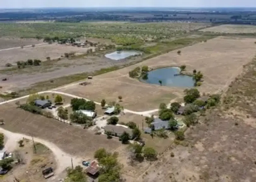 122 Roots Road, Martindale