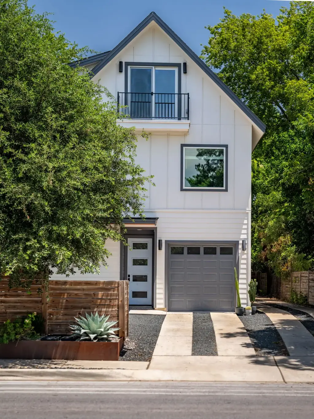 308 W North Loop Boulevard 1, Austin