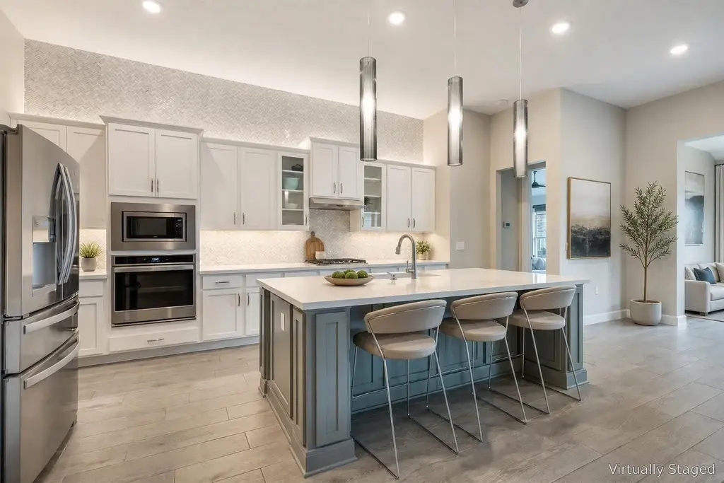 1012 Quarry Point Pass, Leander