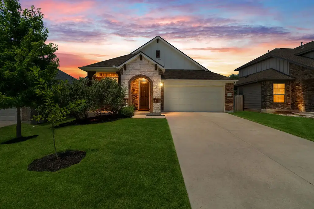 309 Lewisville Lane, Leander
