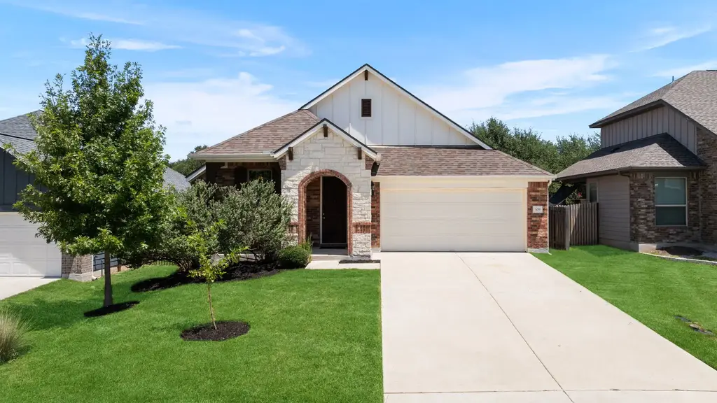 309 Lewisville Lane, Leander