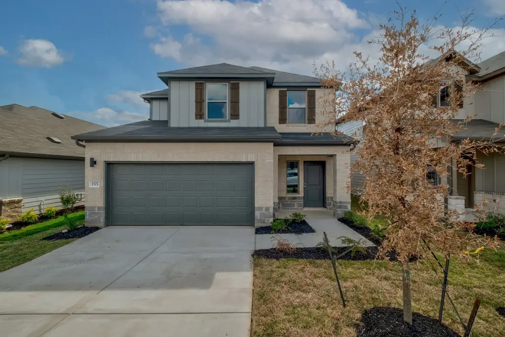 195 Hornet Street, Elgin