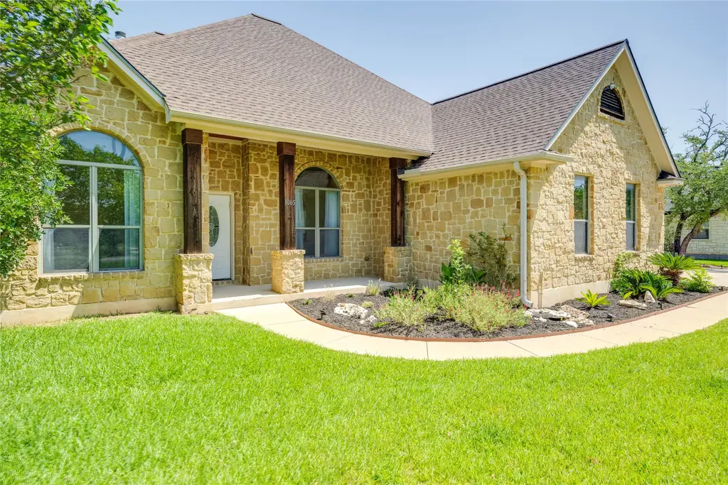 1005 Cedar Park Drive, Cedar Park