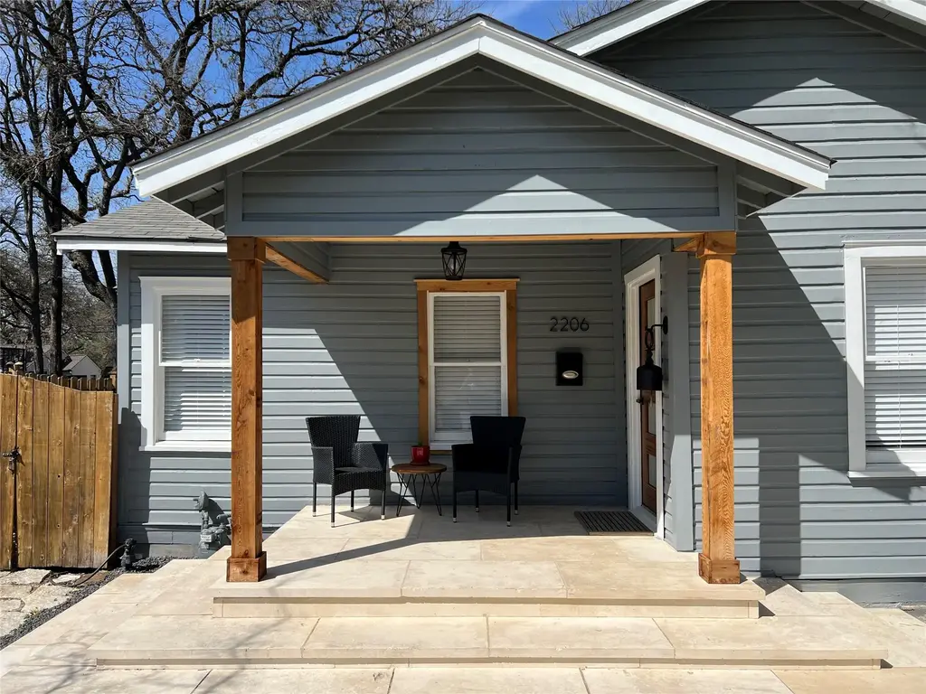 2206 Mountain View Road, Austin