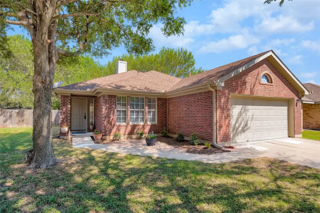 161 Britni Loop, Kyle