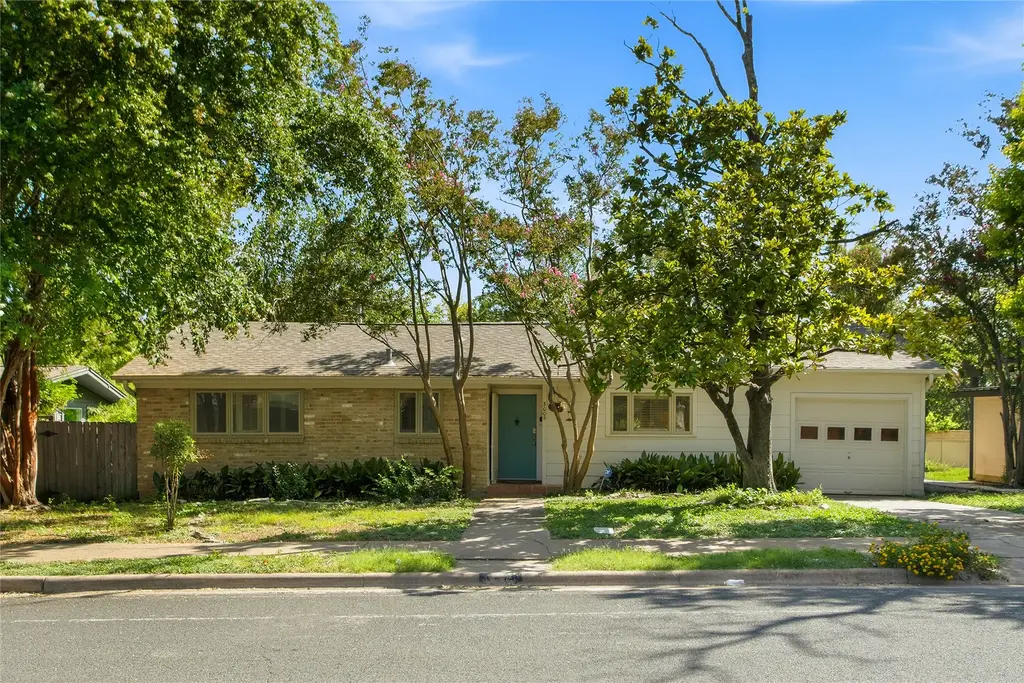 3005 Village Drive, Austin