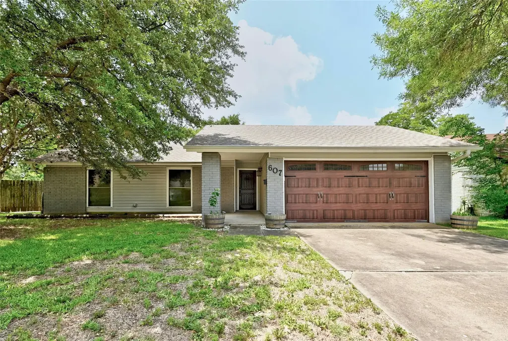 607 Old Stone Road, Austin