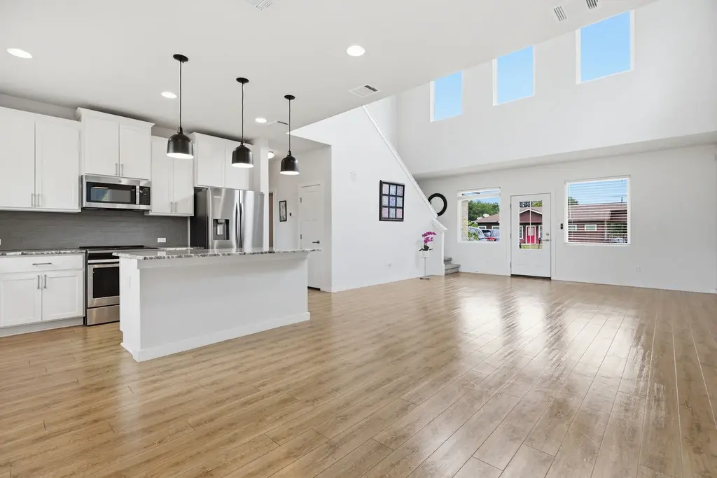 103 Waianae Court, Bastrop