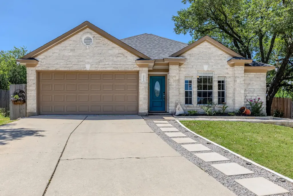 2005 Erika Cove, Round Rock