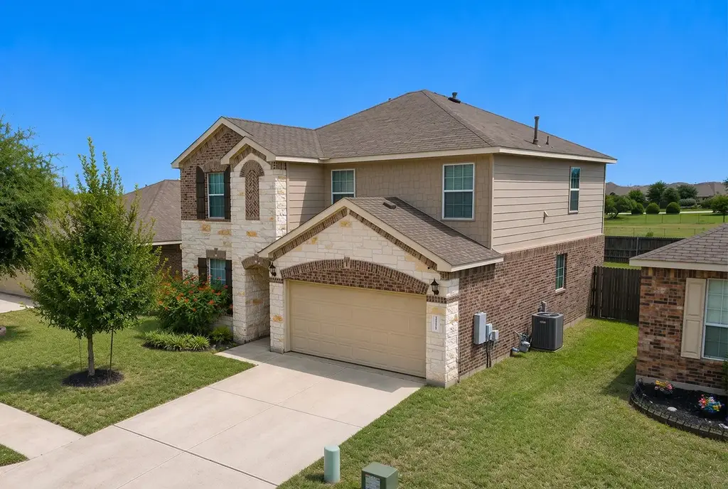 129 Sundown Avenue, Buda