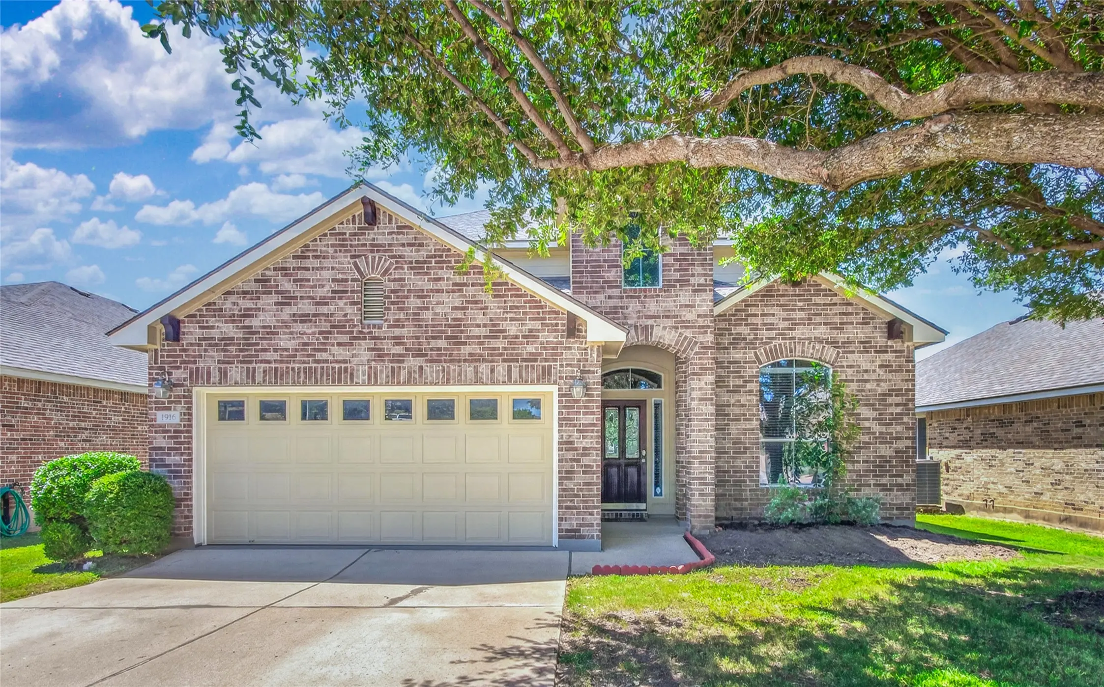 Photo of Listing #8830022