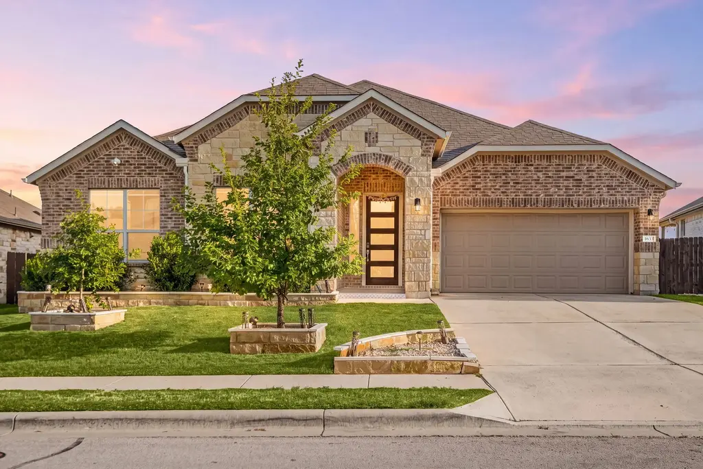 1633 Weavers Bend, Georgetown