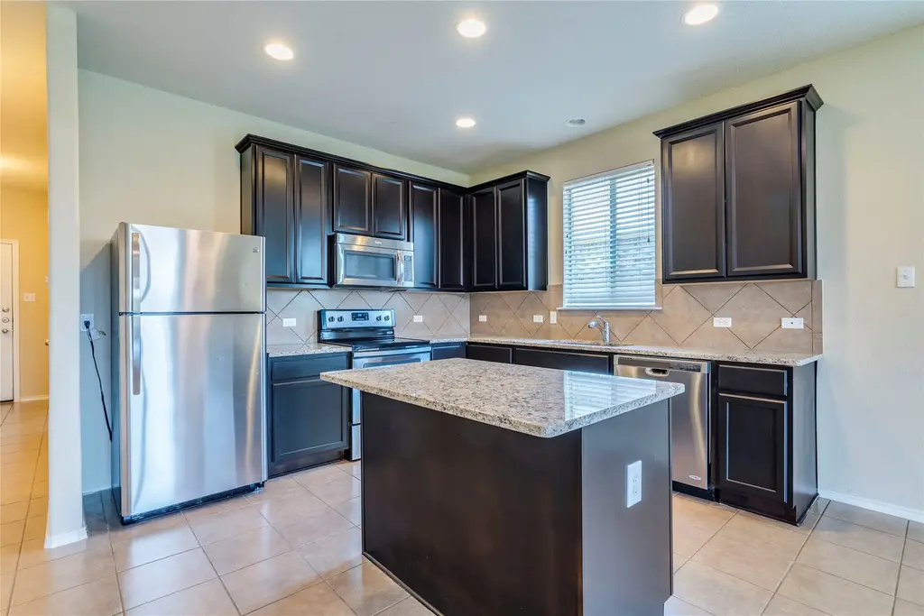141 Marcheeta Way, Leander