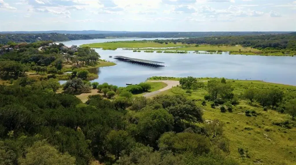 1501 Ridge Harbor Drive, Spicewood
