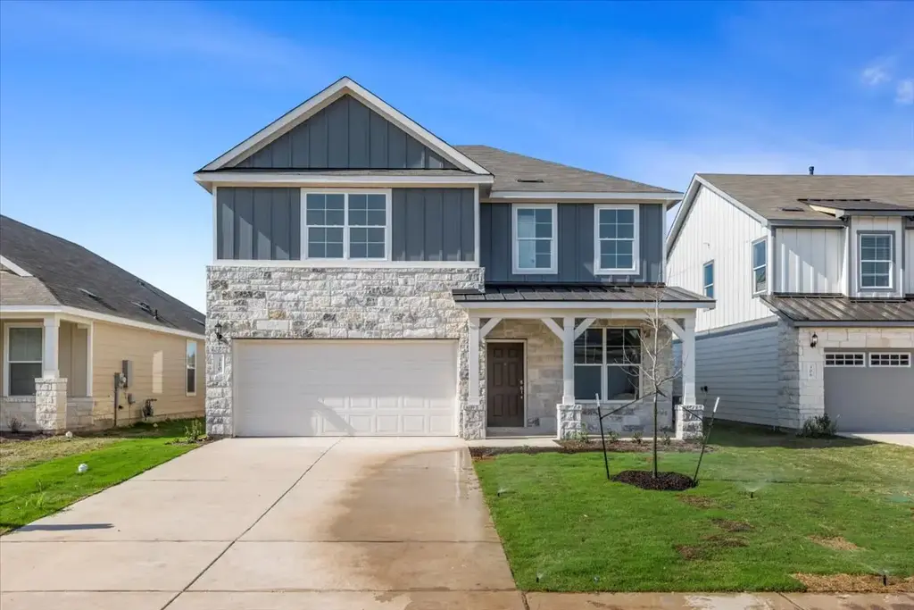 310 Georgia Lace Trail, Georgetown