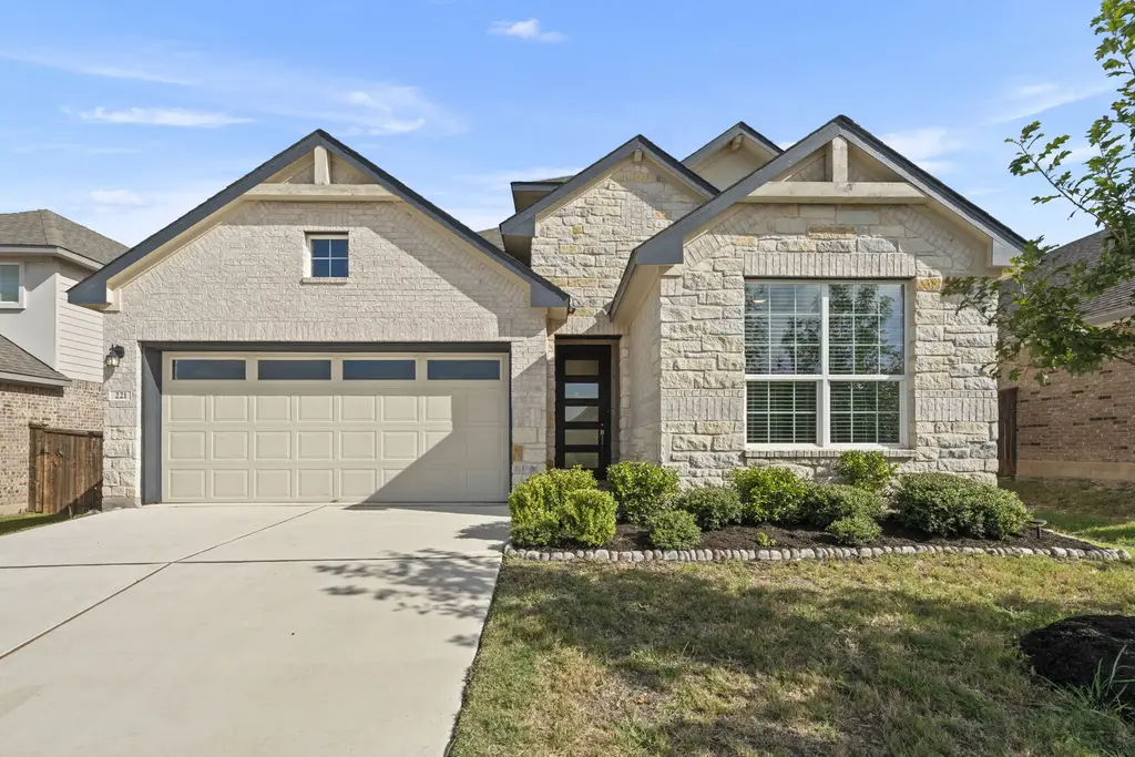 221 Indian Shoal Drive, Georgetown