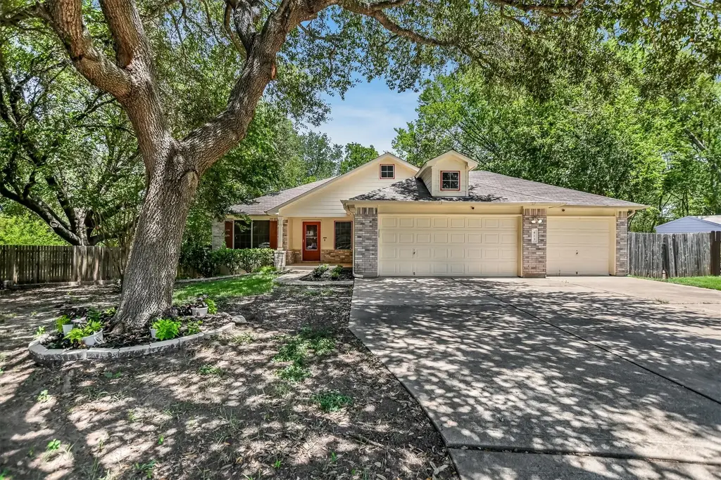 413 Patton Cove, Bastrop