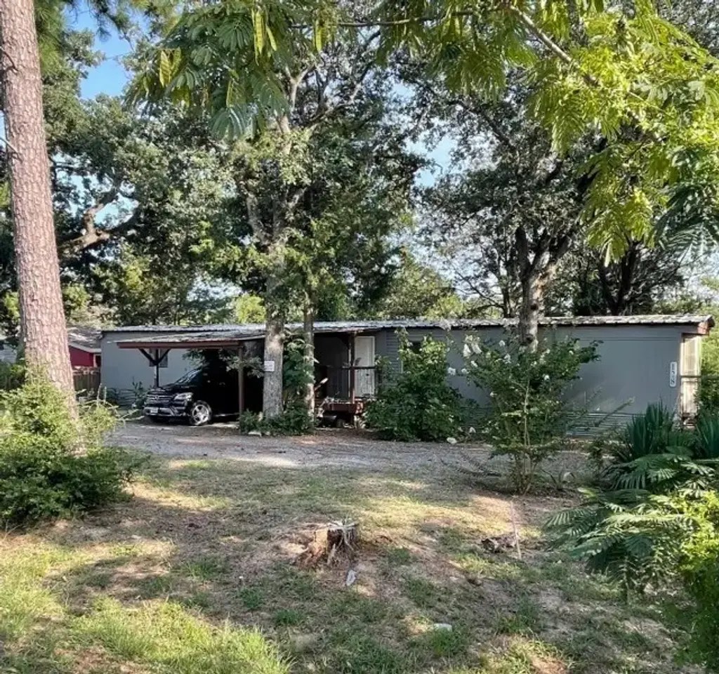 128 Park Drive, Bastrop