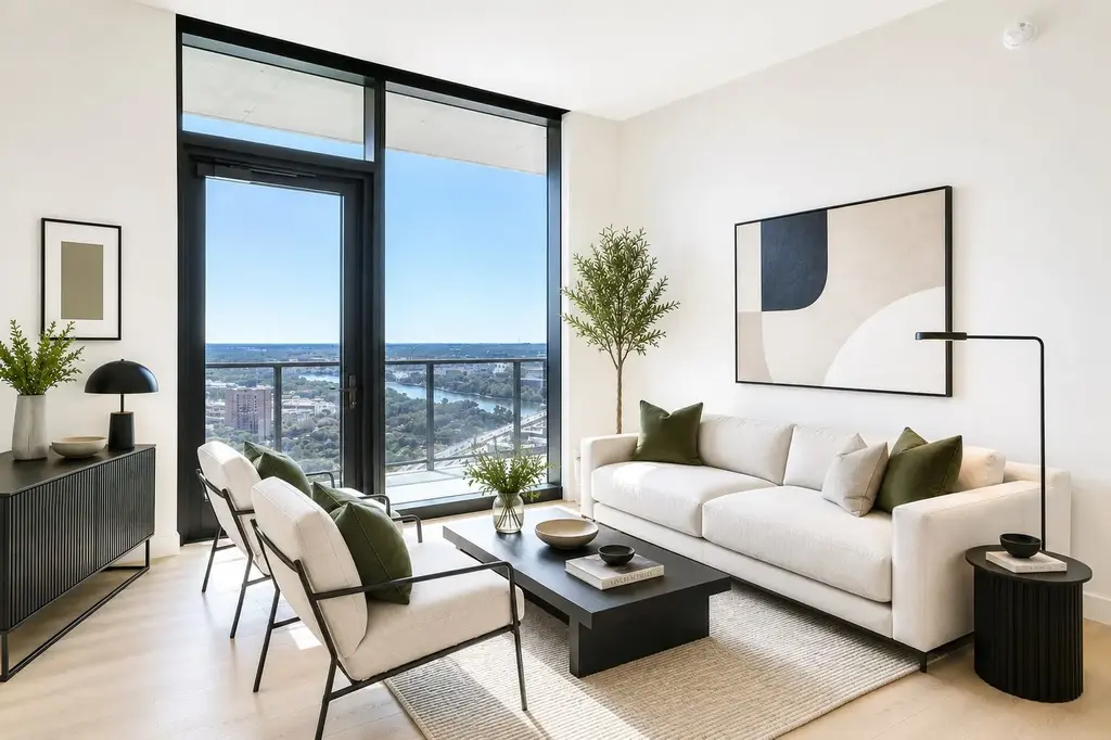 44 East Avenue 2408, Austin