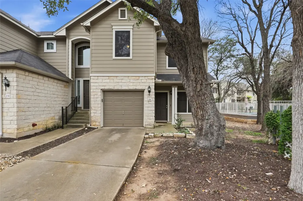 4501 Whispering Valley Drive 24, Austin