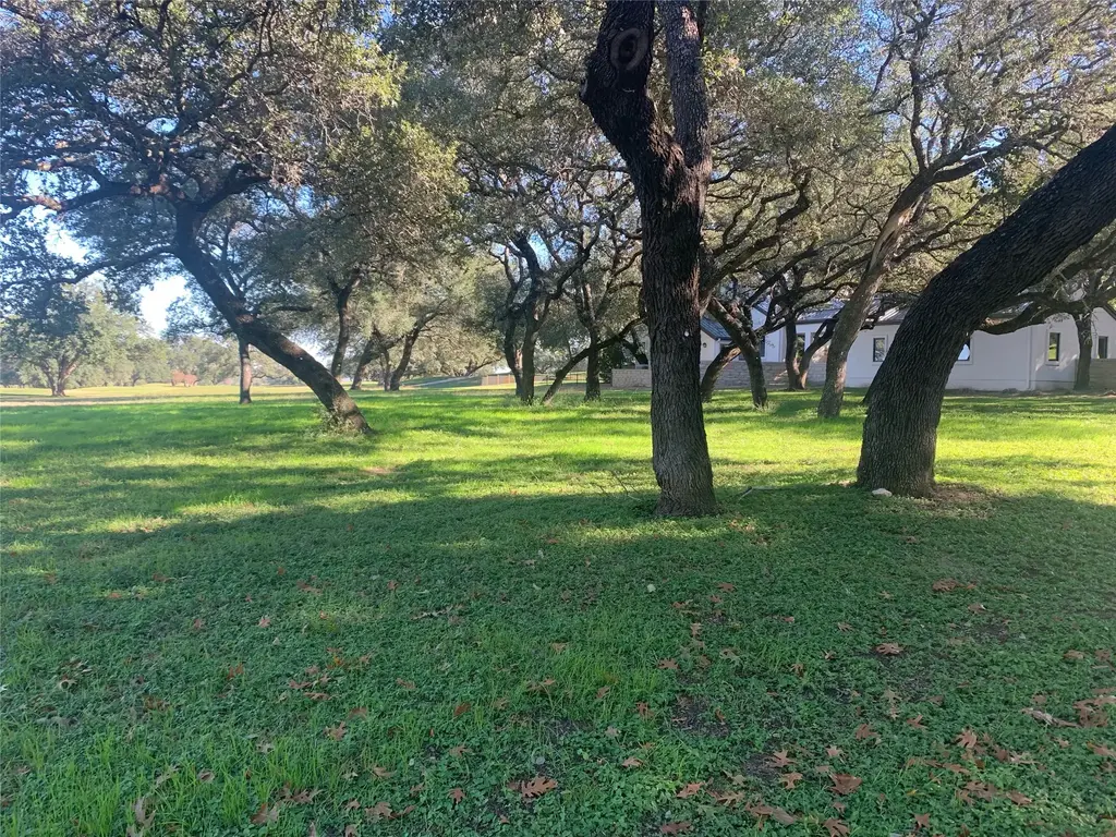 27029 Masters Pkwy., Spicewood