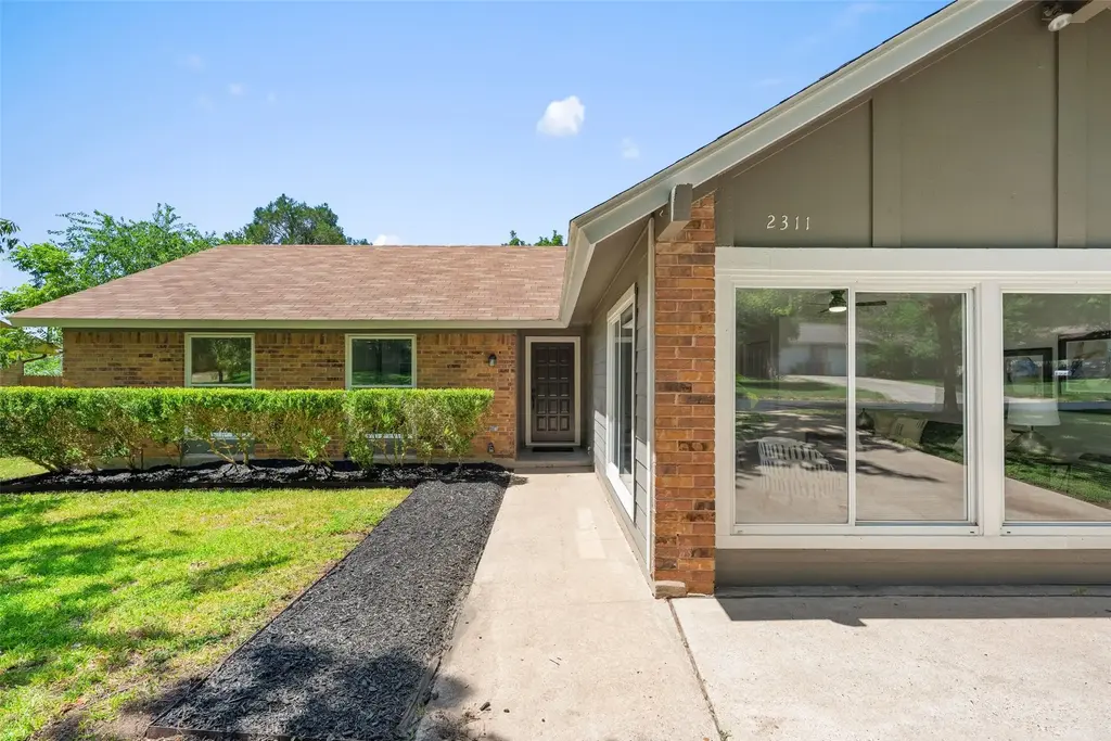 2311 Sheri Oak Lane, Austin