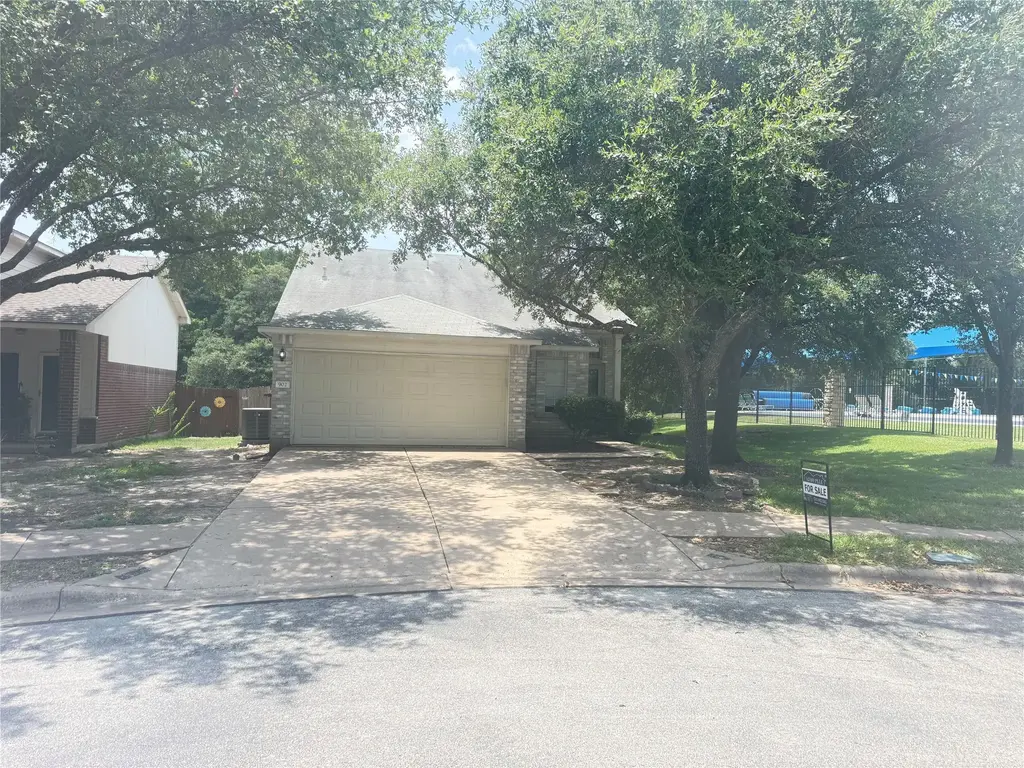 902 Moser River Drive, Leander