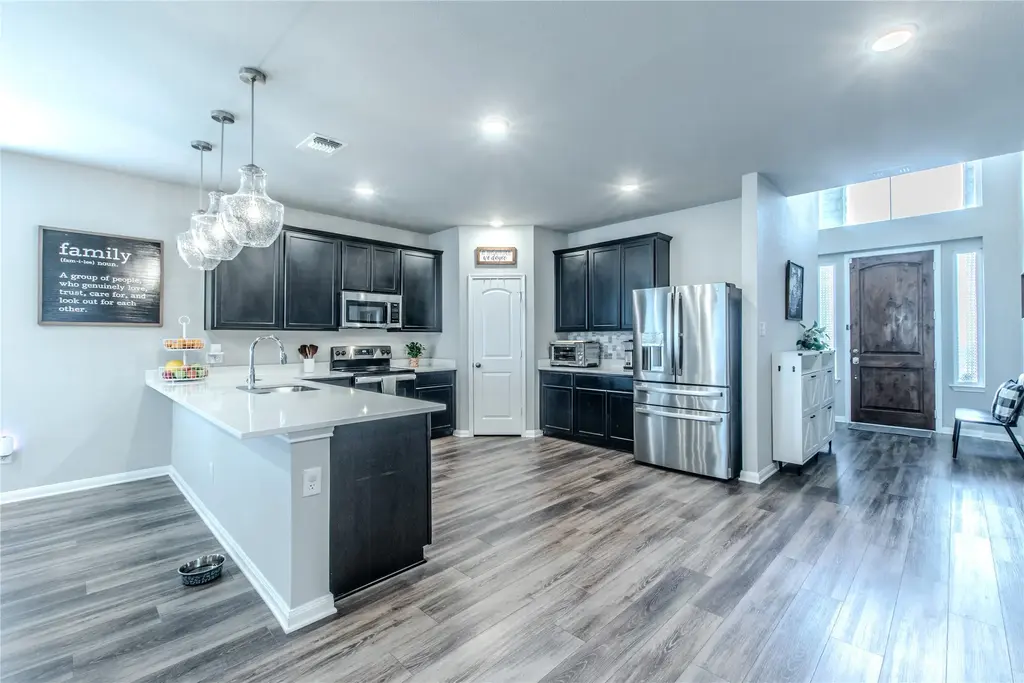 7514 Broadmoor Cove, Temple