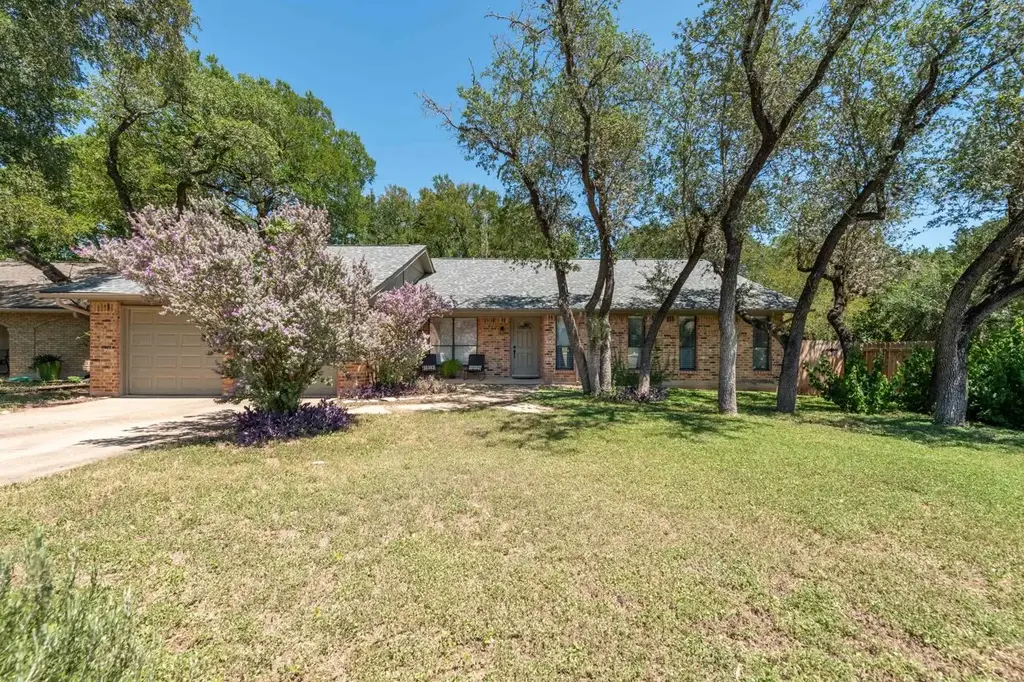 4615 Trail West Drive, Austin
