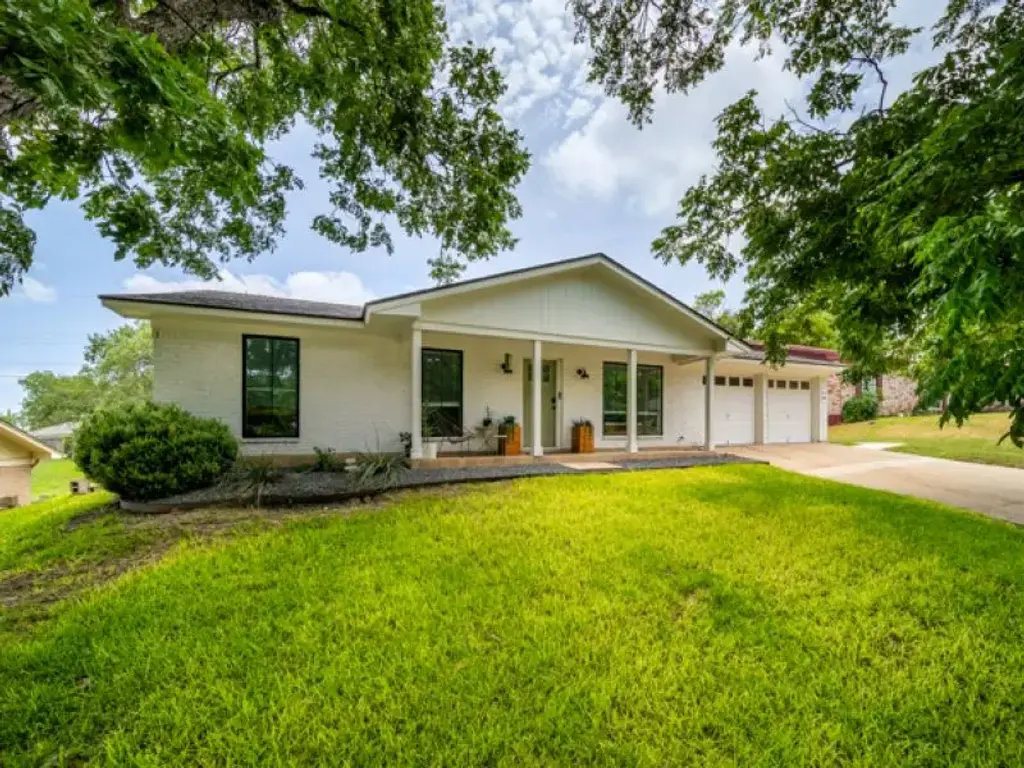 11911 Hornsby Street, Austin