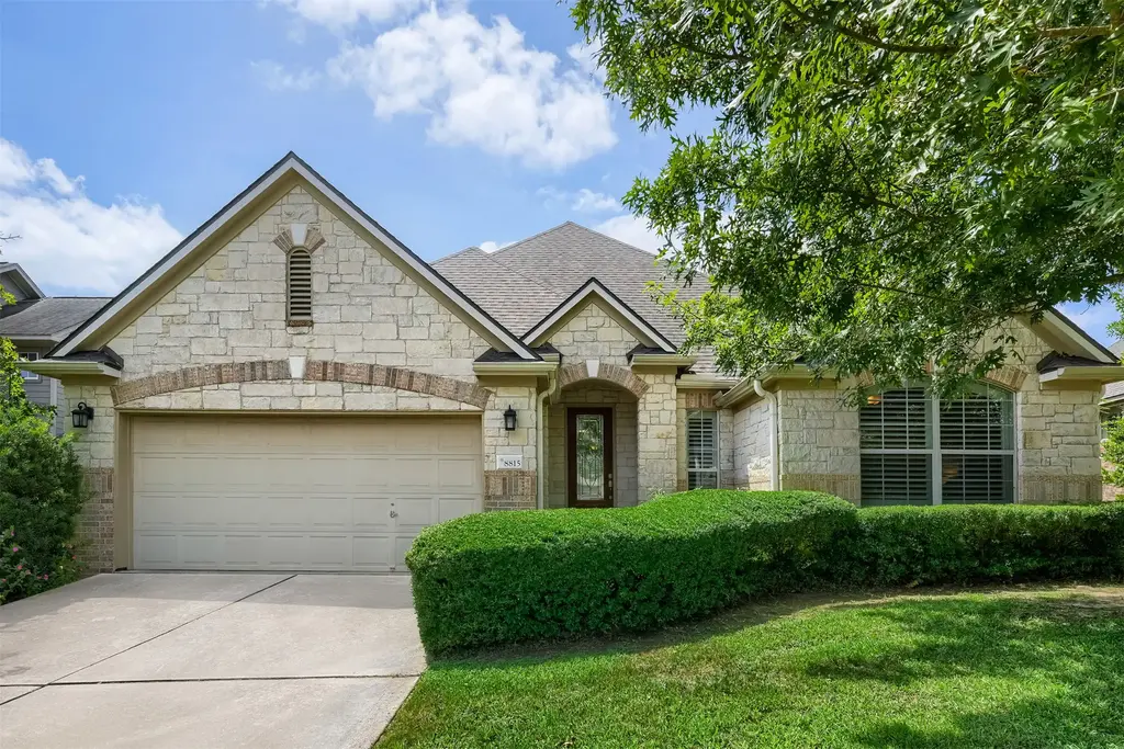 8815 Towana Trail, Austin