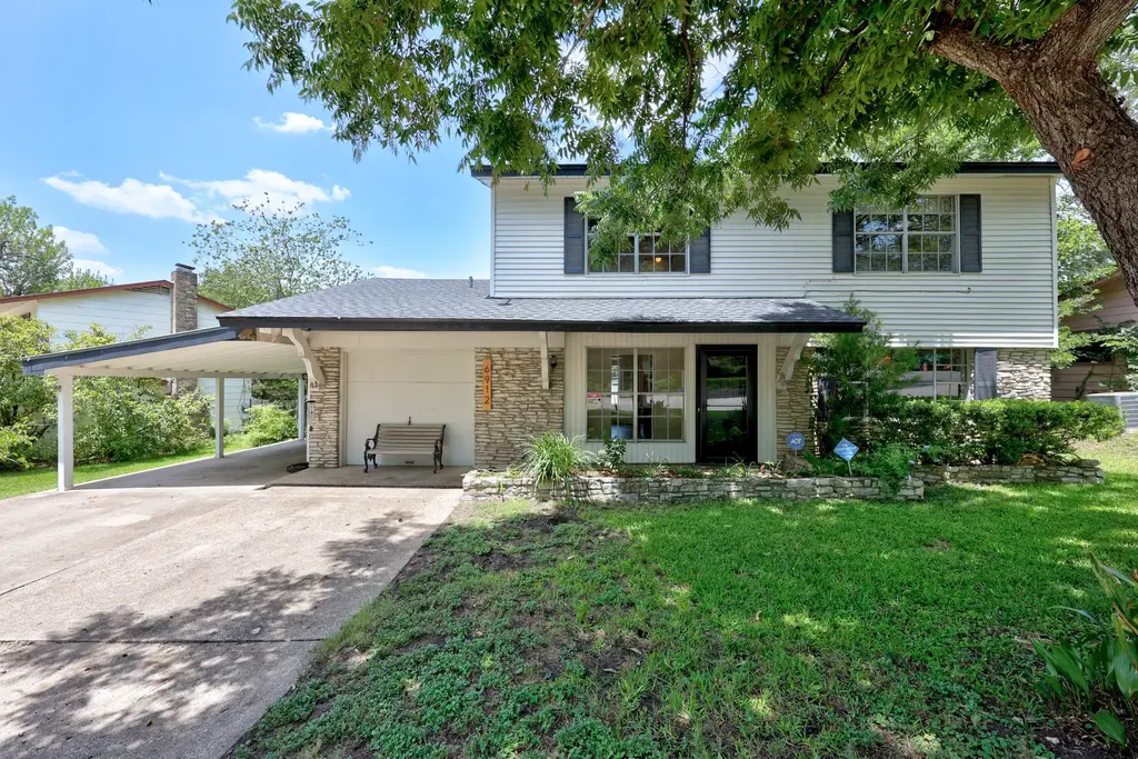 6912 Langston Drive, Austin
