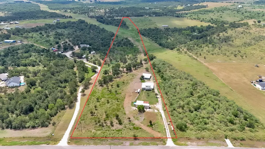 2690 County Road 466, Elgin