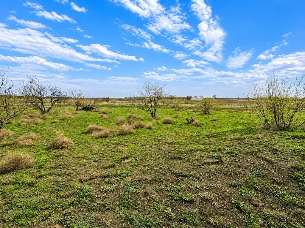 Tbd County Road 108, Buckholts