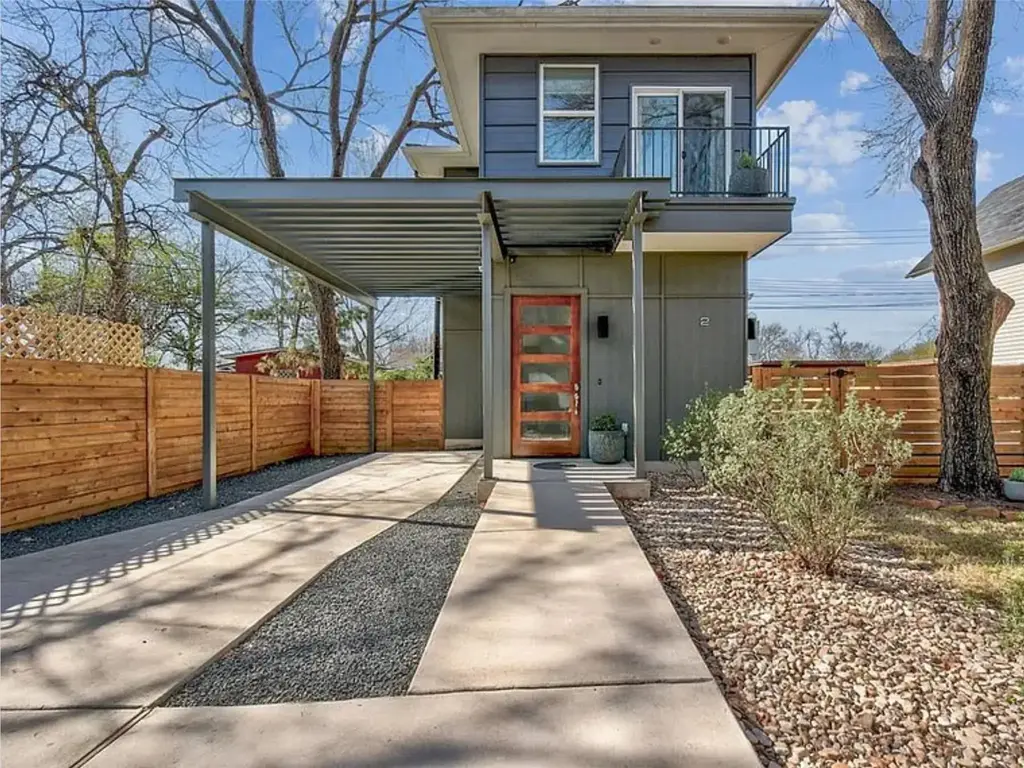 2709 E 3rd Street 2, Austin