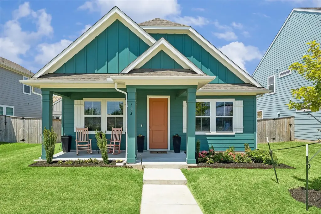 304 Stroll Way, Taylor