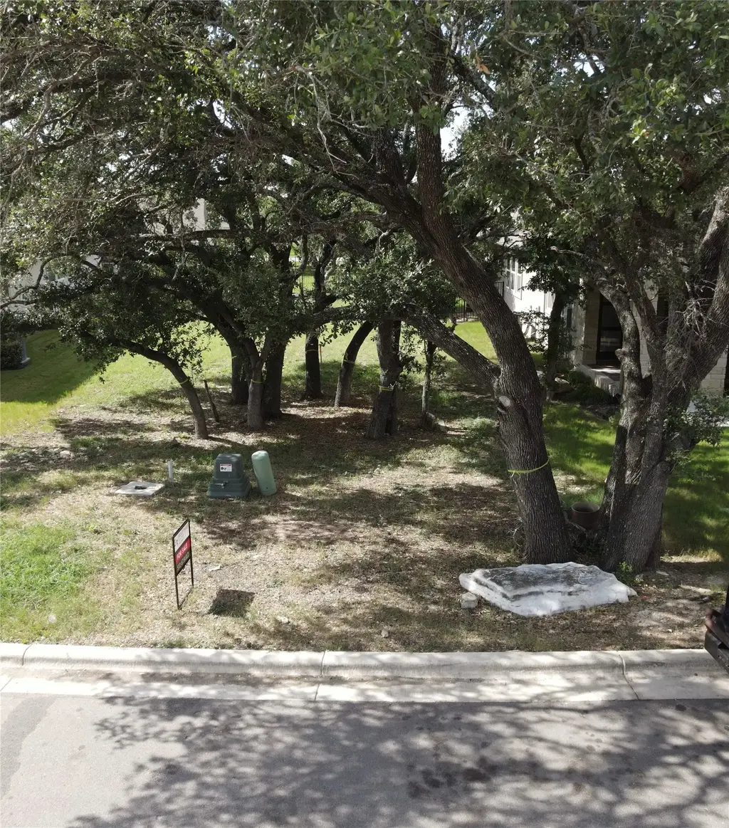 125 Monterey Oak Trail, Georgetown