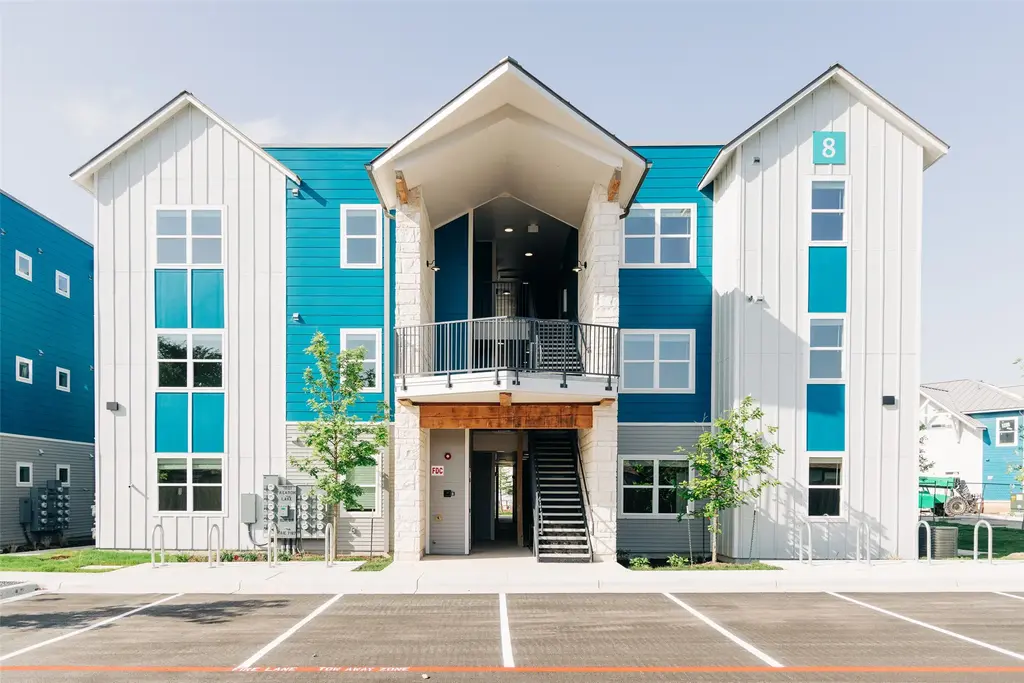 7051 Meadow Lake Boulevard 9302, Austin