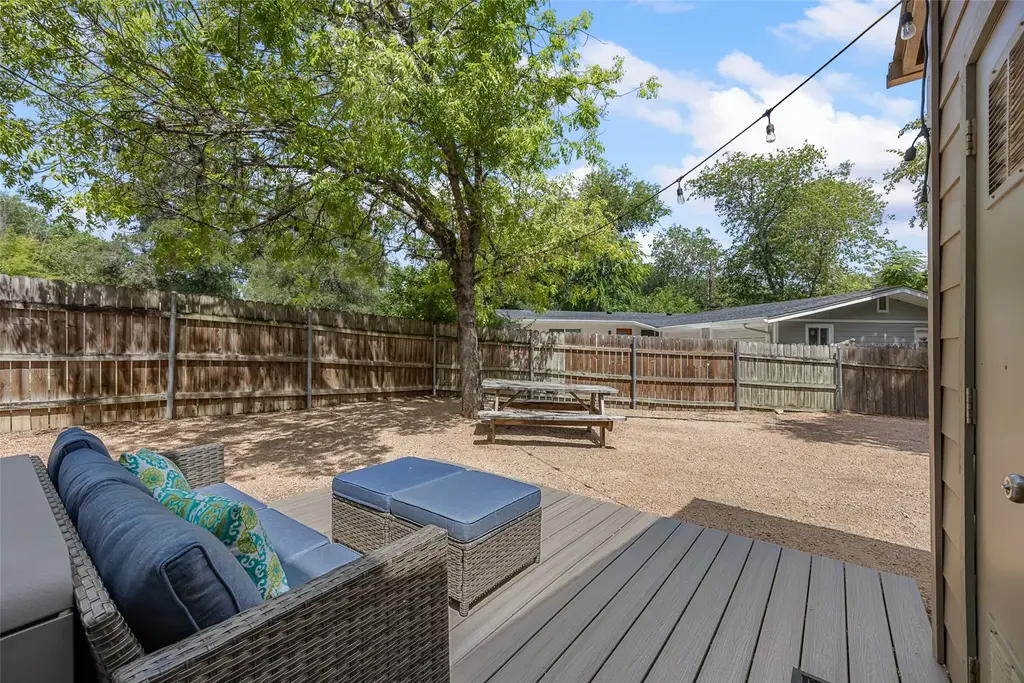 1404 Southport Drive A, Austin