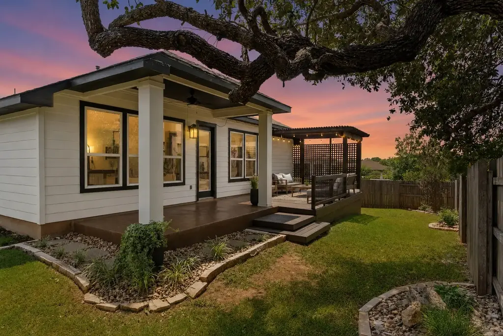 396 Gunnison Way, Kyle