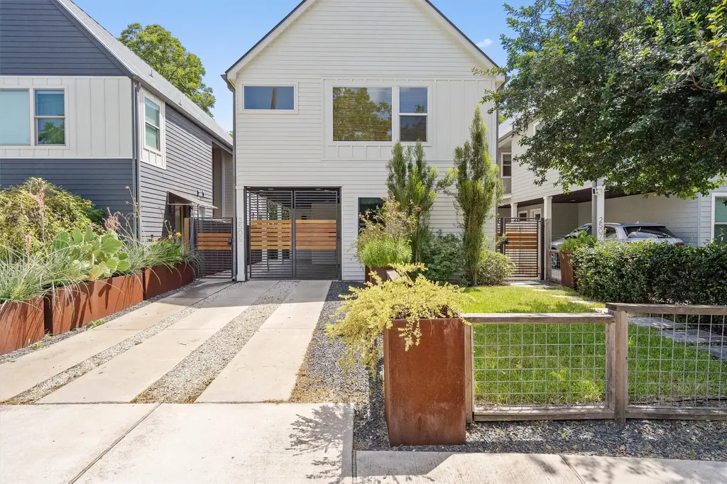 2509 E 4th Street, Austin