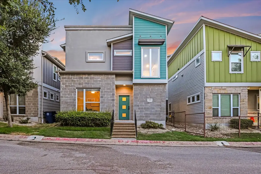 2001 Tramson Drive, Austin