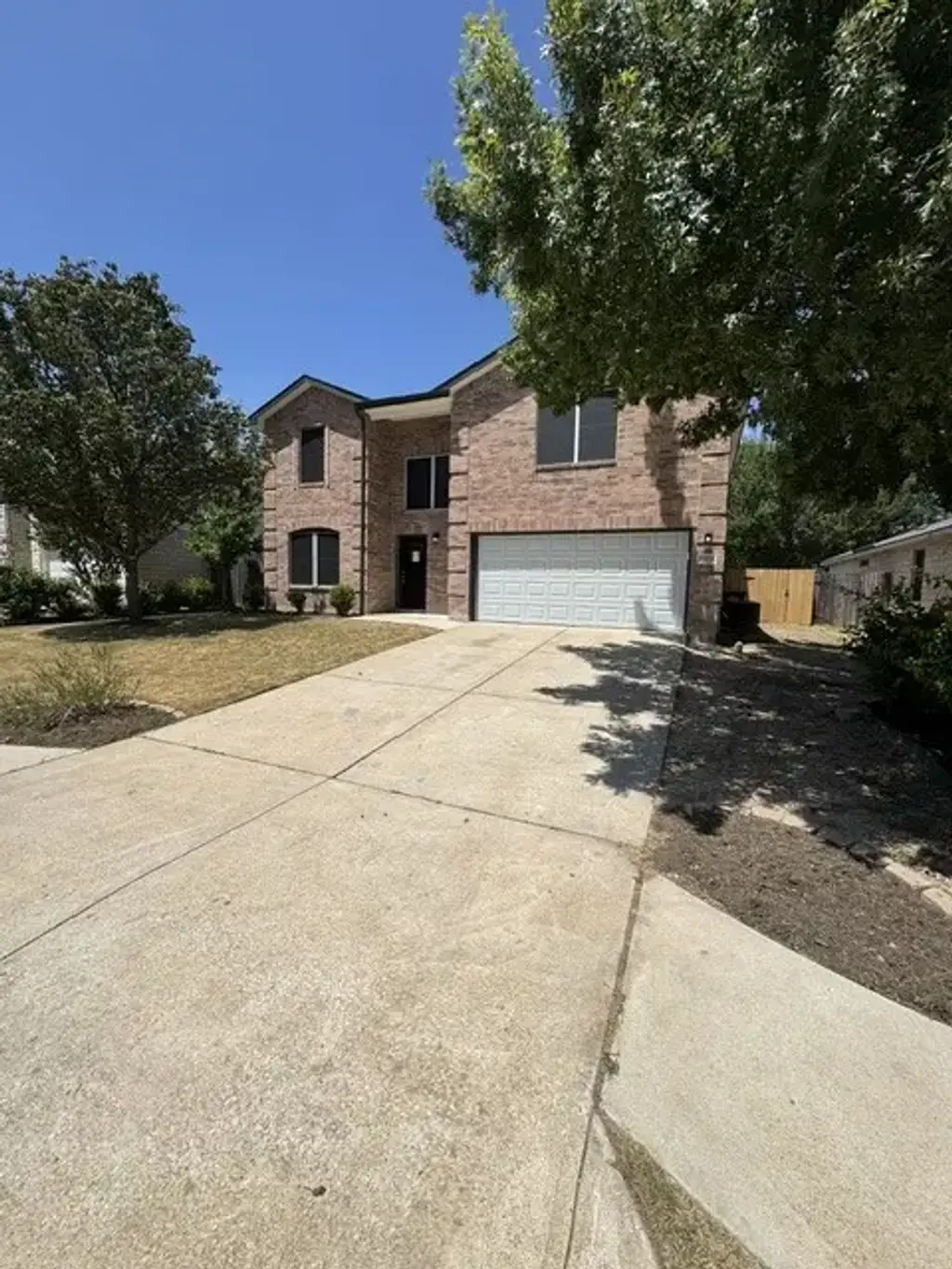 709 Los Robles Road, Leander