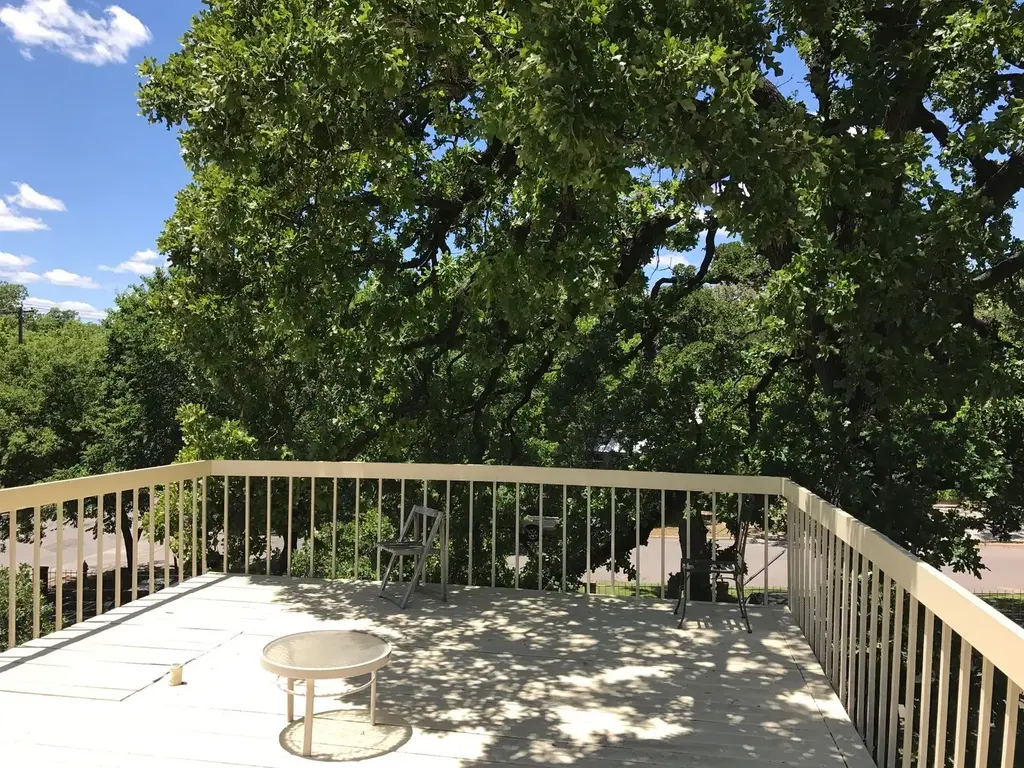 202 E 45th Street 304, Austin