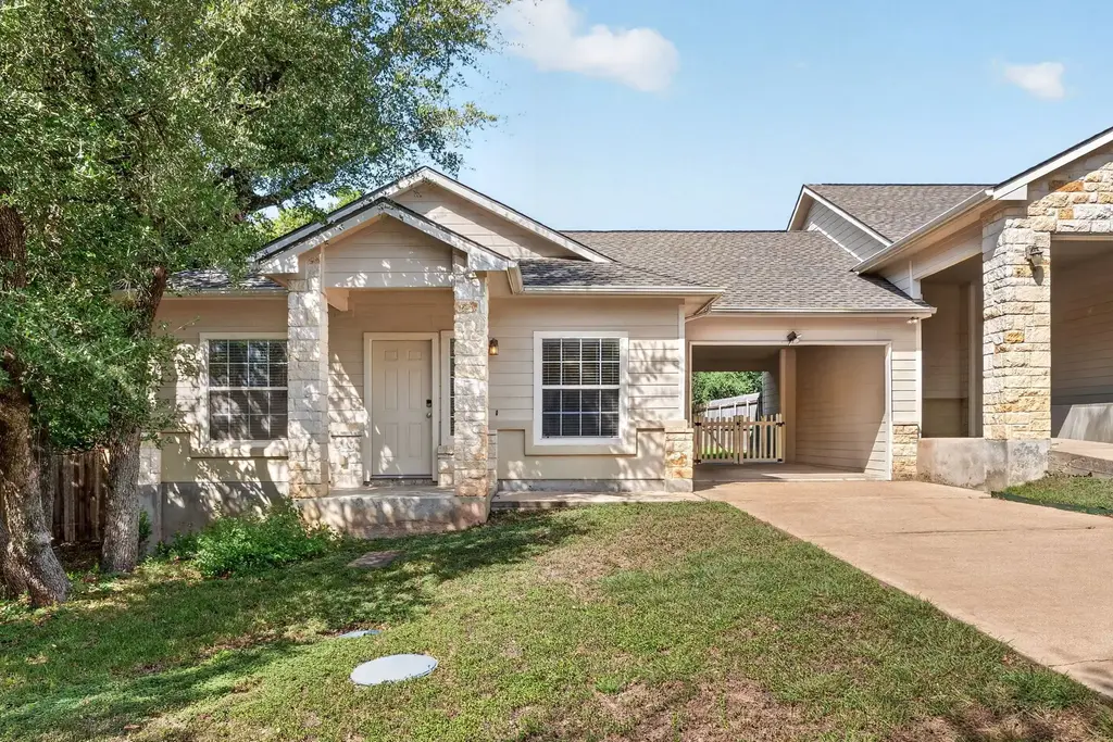 1002 Castile Road A, Austin