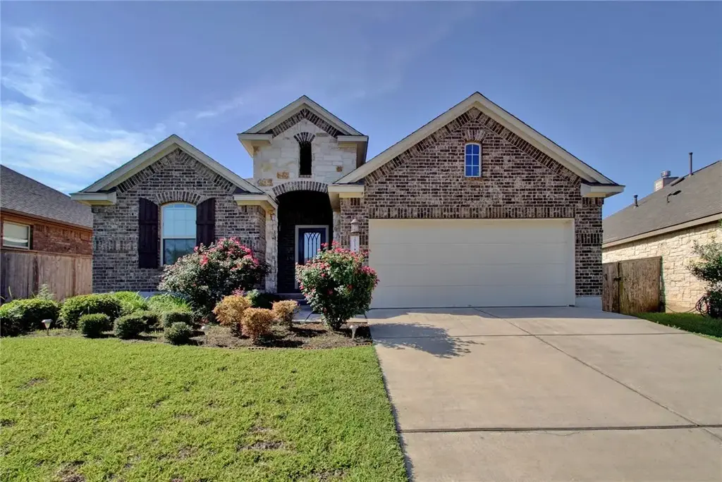 2015 Autumn Run Lane, Round Rock