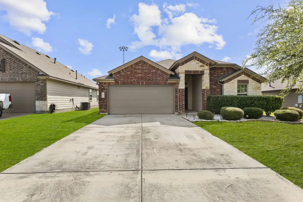 185 Silver Maple Drive, Kyle