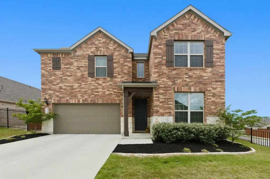6700 Cliff Rose Drive, Spicewood