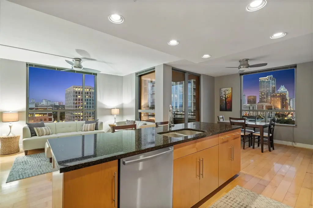 300 Bowie Street 1301, Austin